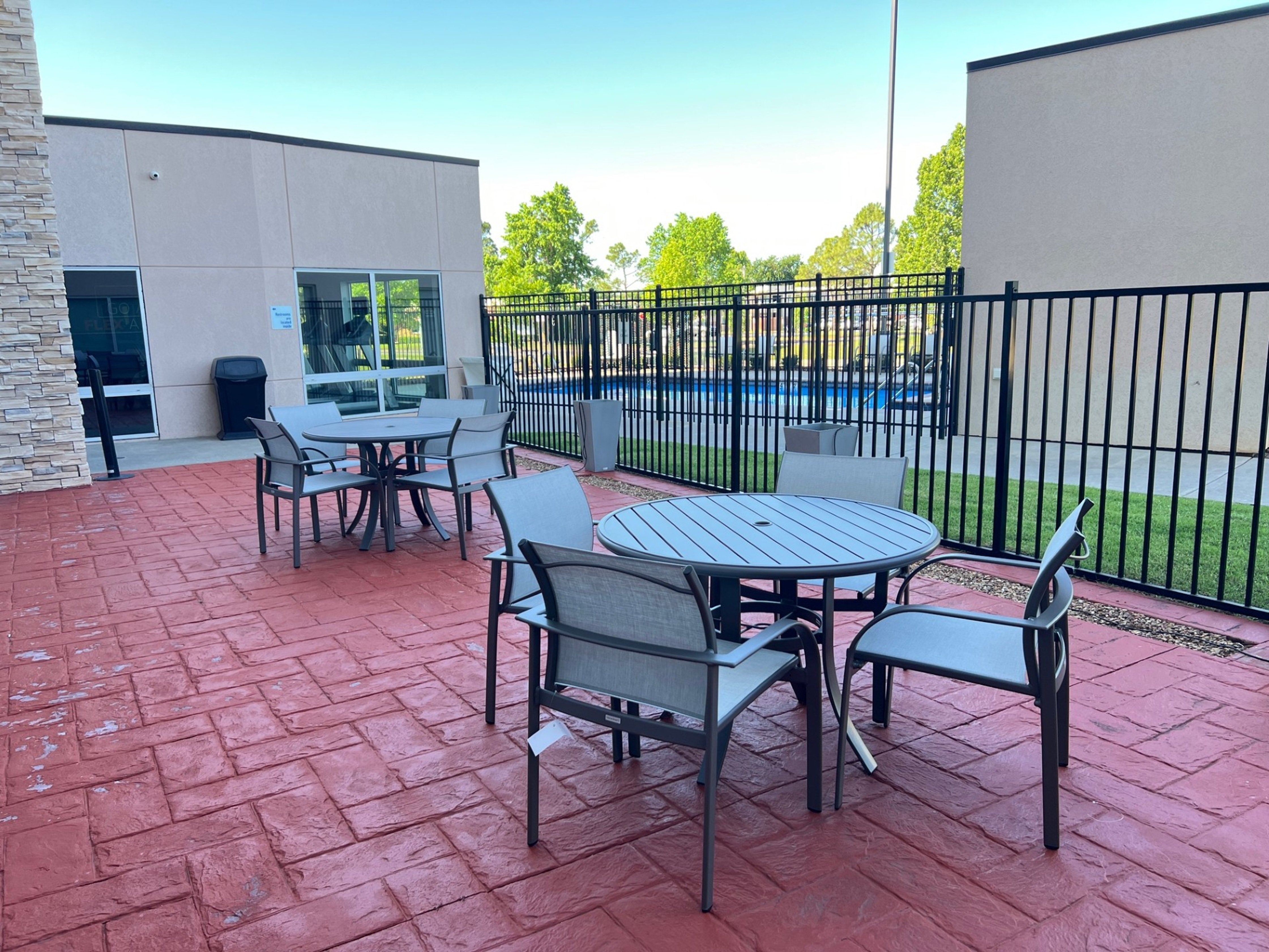 HOLIDAY INN EXPRESS & SUITES MOORE 66/75