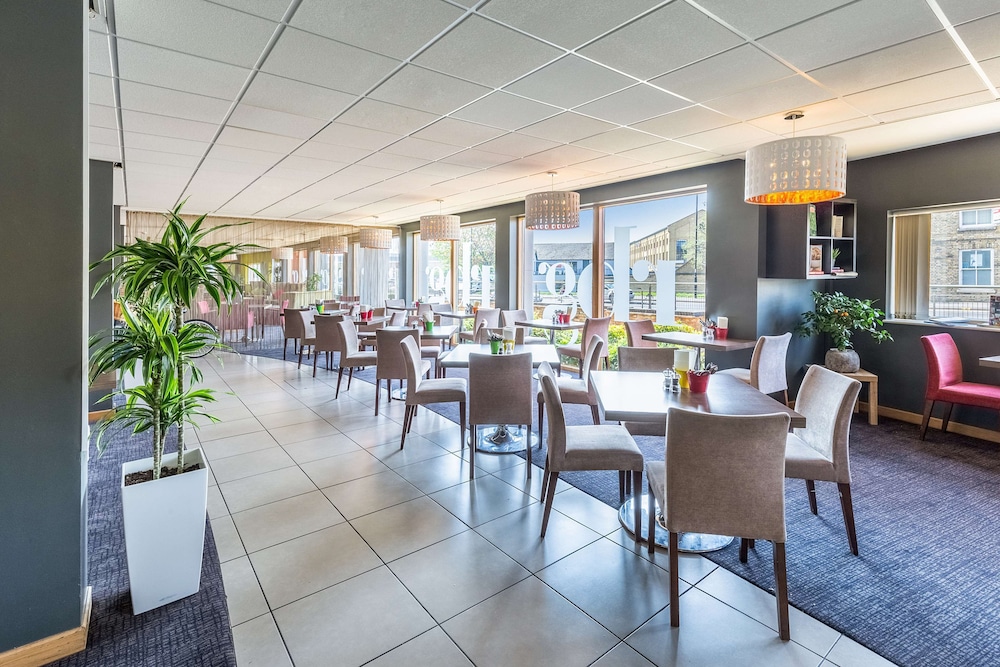 Park Inn By Radisson Peterborough 43/57