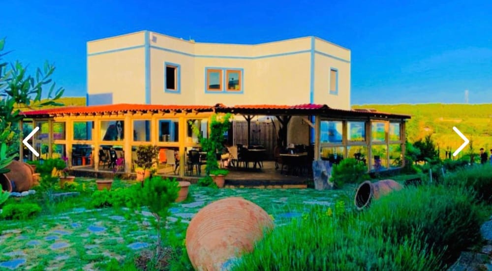 Sukha Inn Otel & Beach 2/50