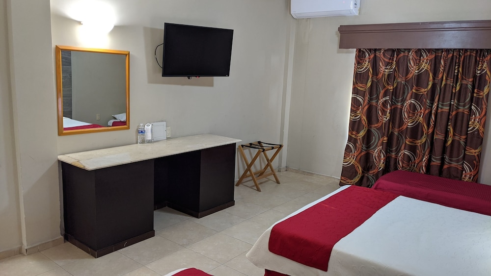 Hotel Mediterraneo 26/42