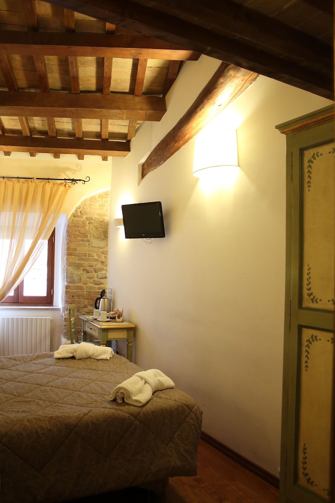 Primavera Mini Hotel 33/63