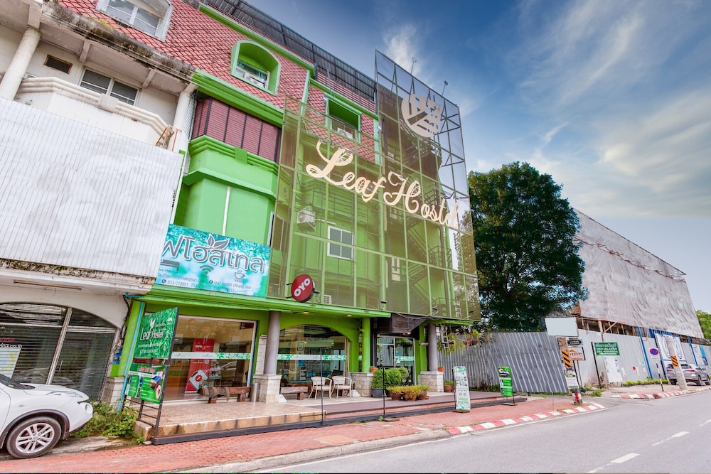 OYO 928 Leaf Hostel 49/55