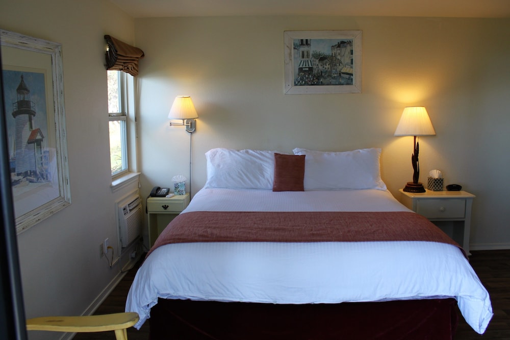 Back Bay Inn 9/50