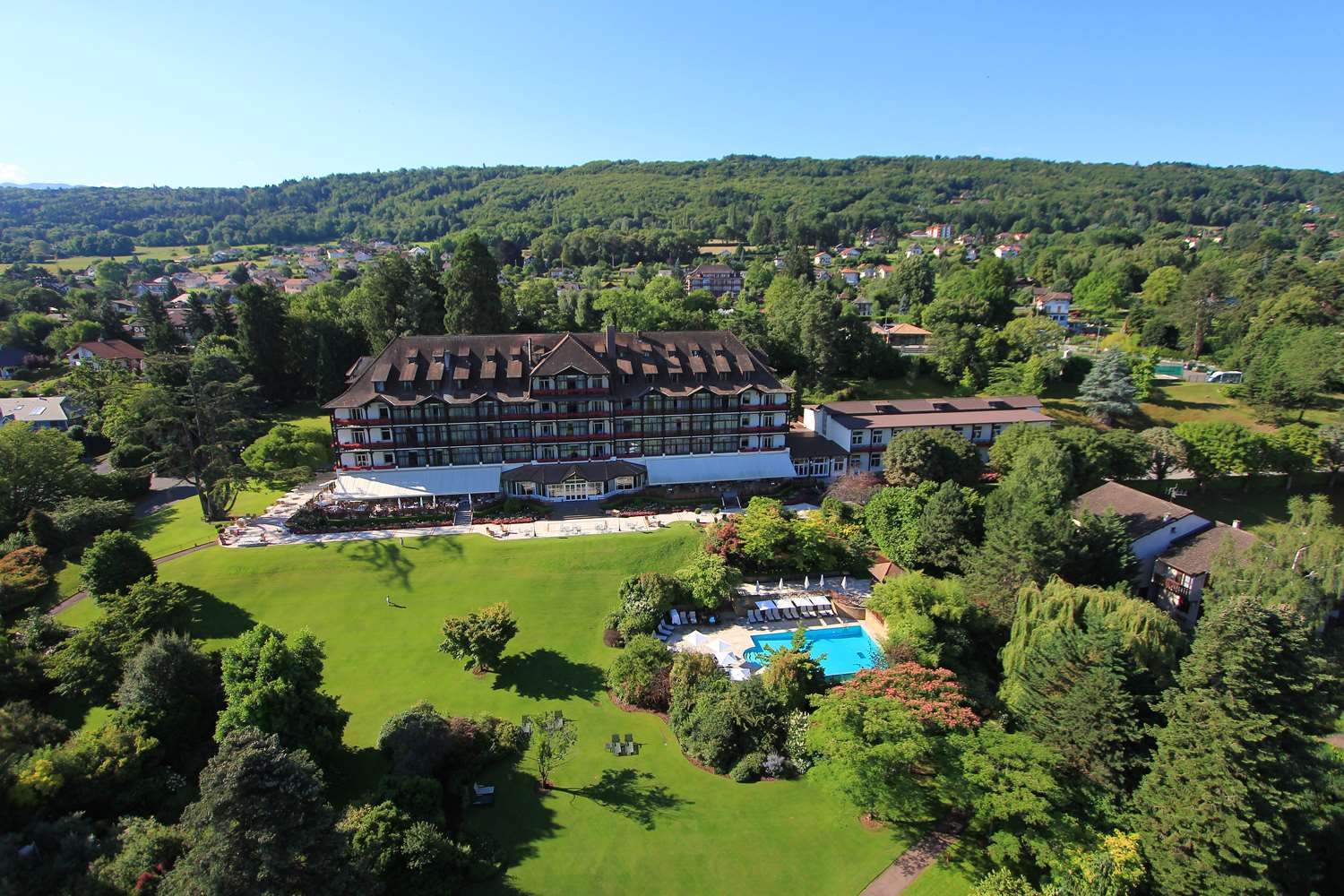 Hotel Ermitage Evian Resort 42/44