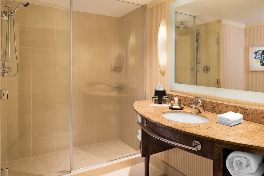 SHERATON BLOOMINGTON HOTEL 6/47