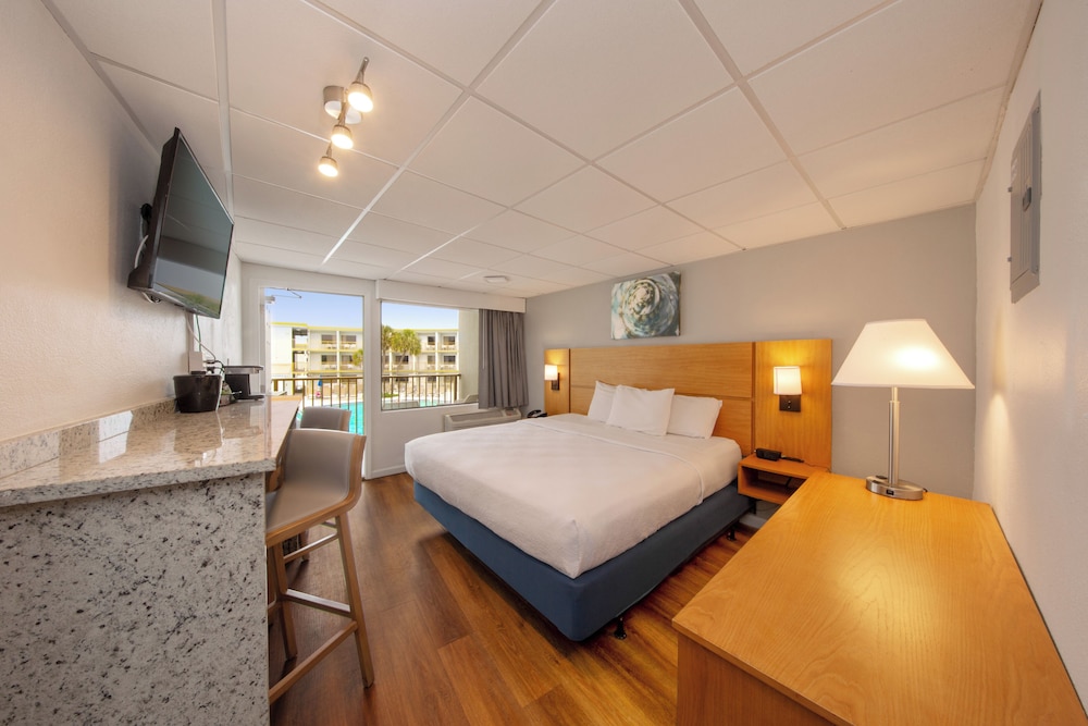Split, Classic, King Bed, Bunk Bed, Beach Front