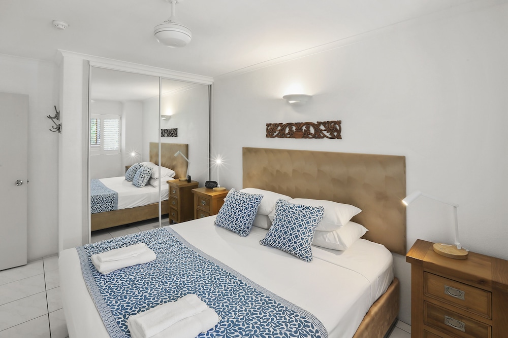 Agincourt Beachfront Apartments 16/72
