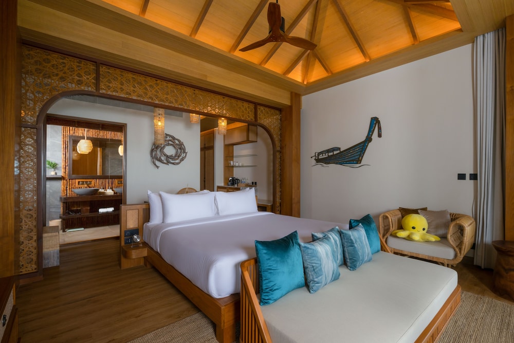 Sinae Phuket Luxury Hotel 57/78