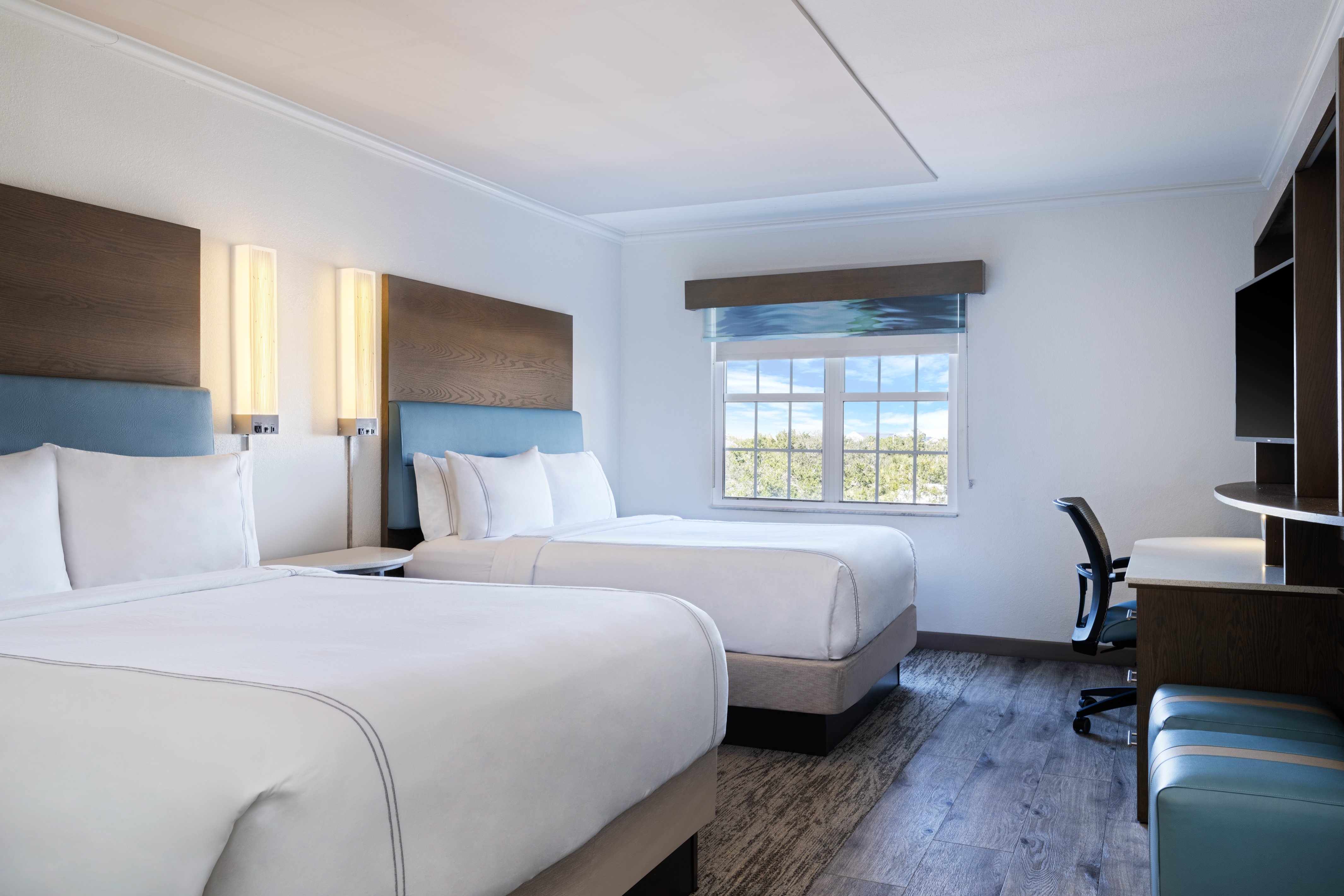 Even Hotel Sarasota-Lakewood Ranch 24/80