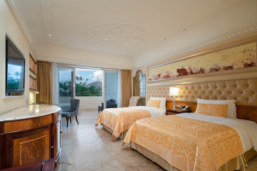 Plaza, Crowne, Deluxe, Single Bed