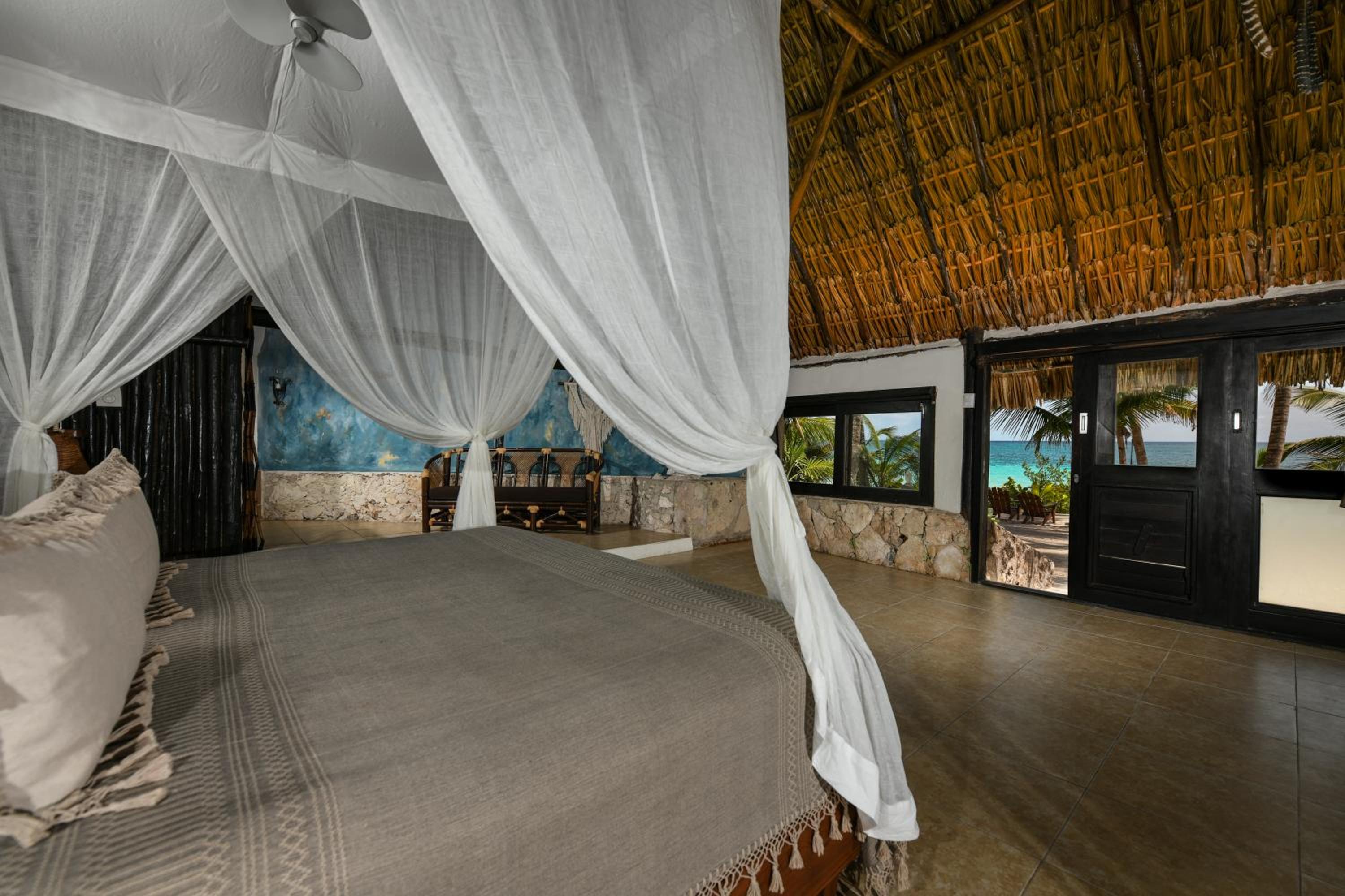 SUITE, BUNGALOW, KING BED, OCEAN VIEW