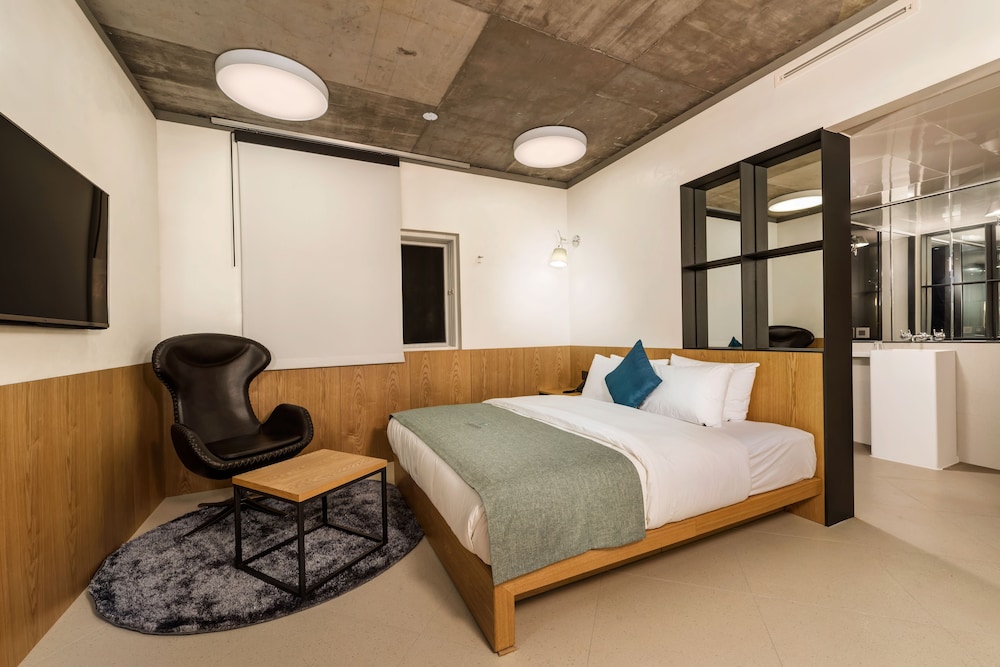 PREMIUM, DOUBLE BED