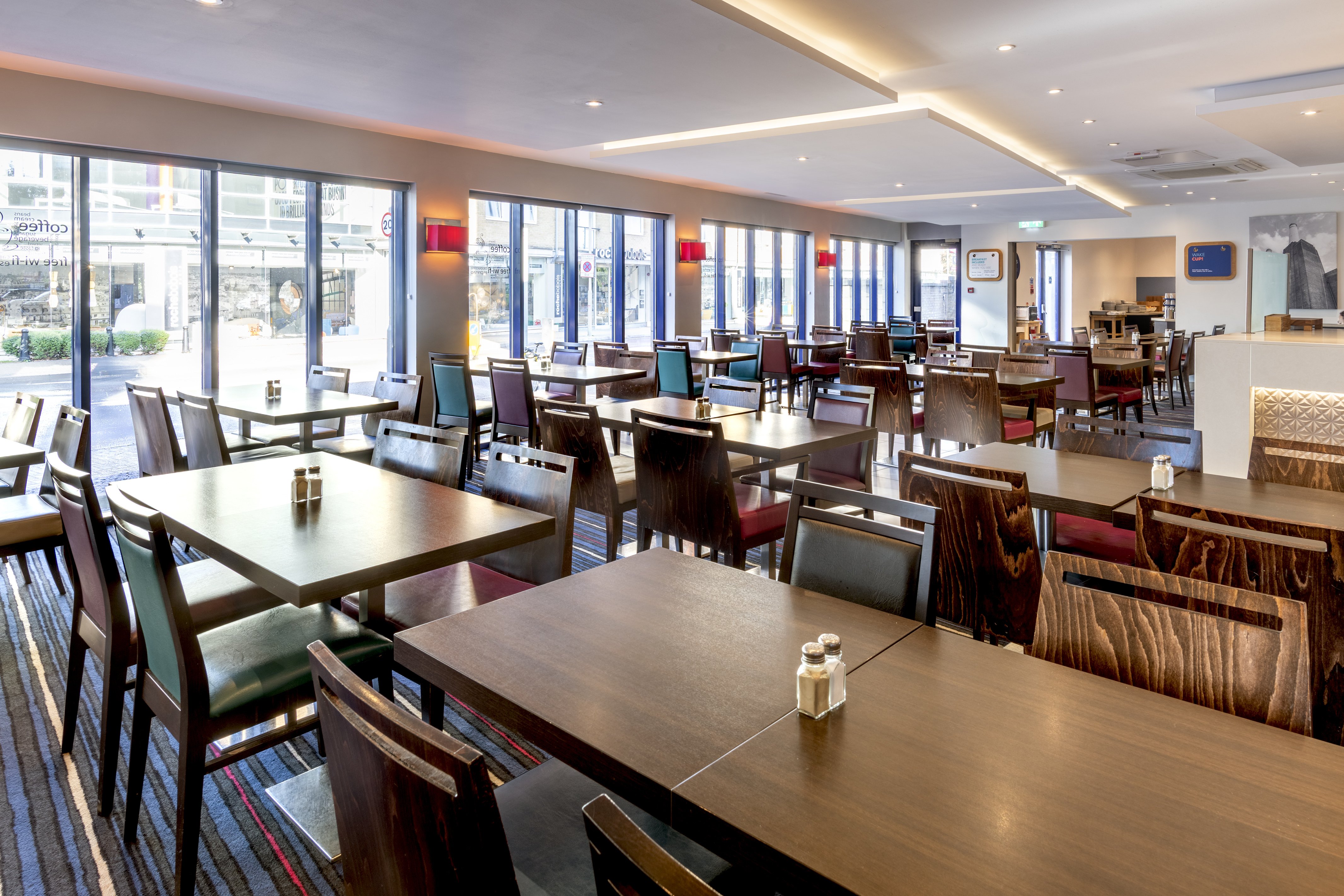 Holiday Inn Express London Wandsworth 11/32