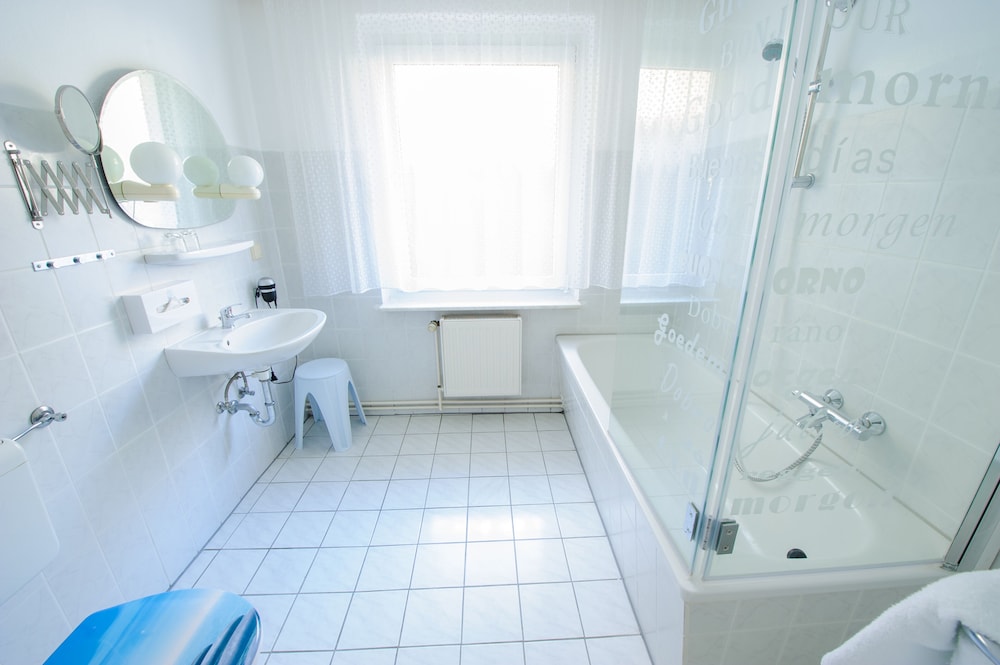 Hotel Forsthaus Sellin 44/46