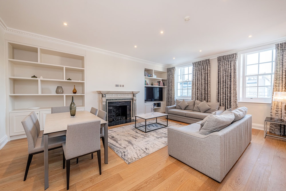 20 Hertford Street 24/50