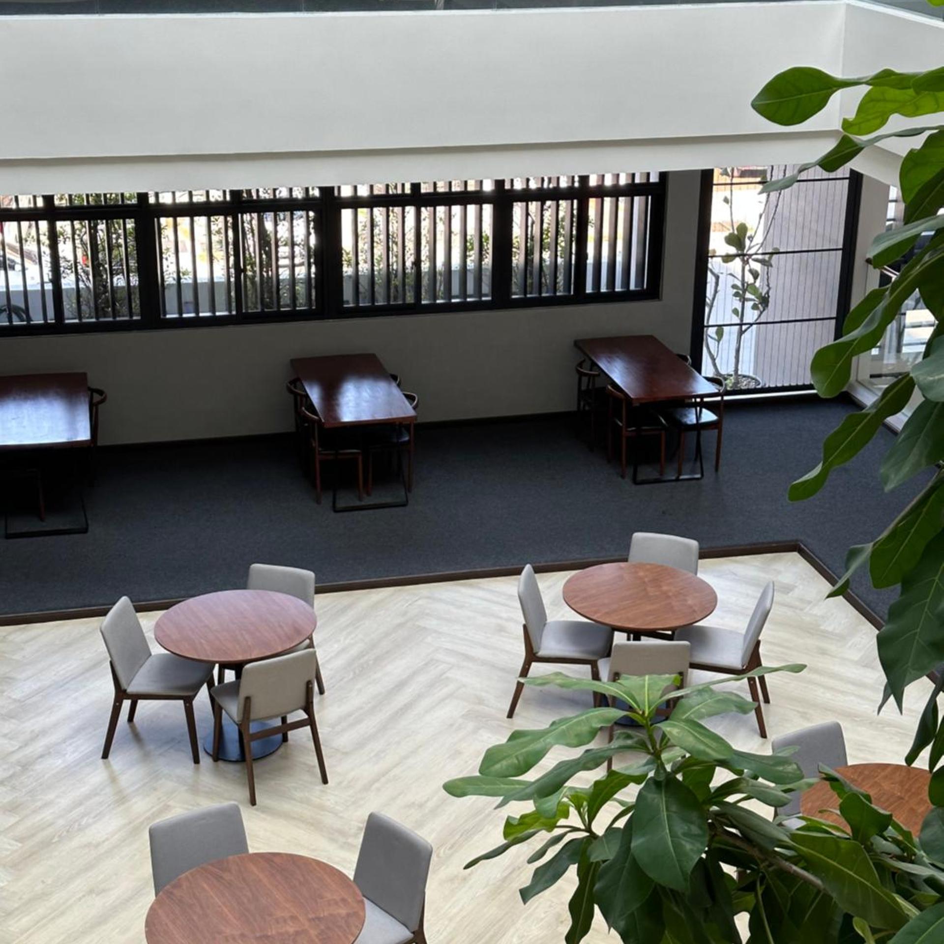 The Gallivant Hotel 40/55