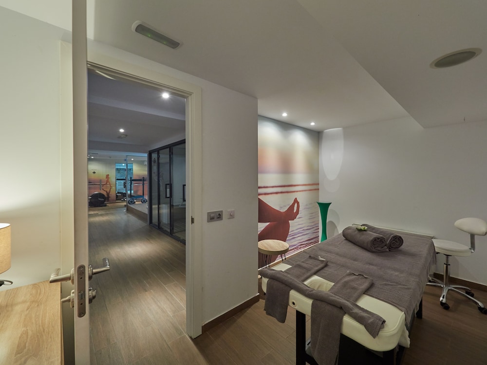 BQ Aguamarina Boutique Hotel 37/66