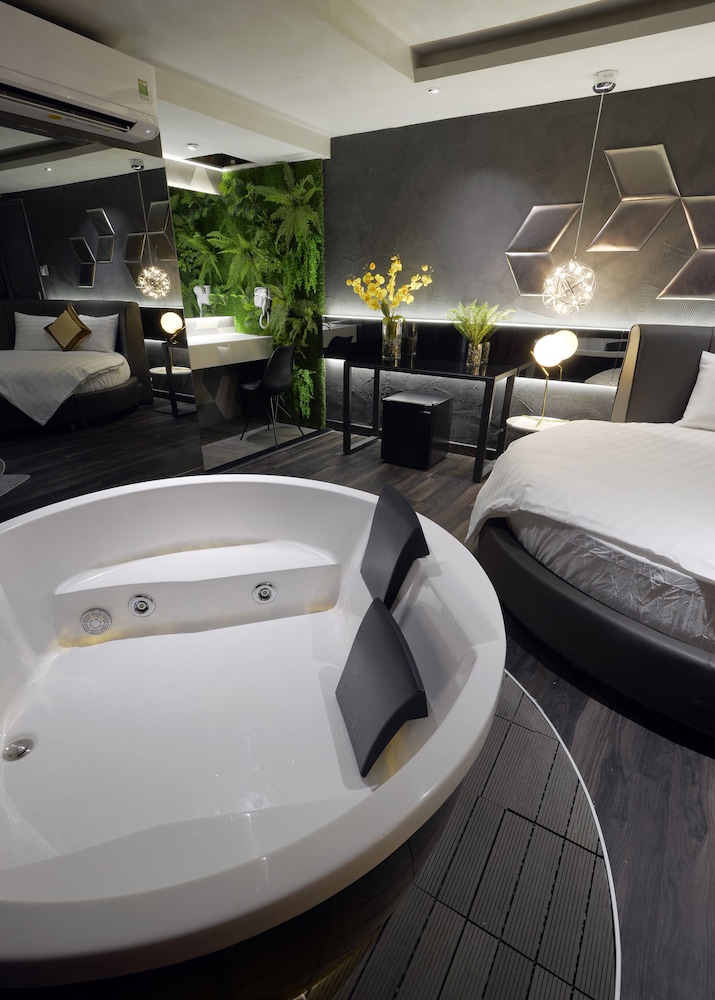 Bonita Signature Hotel 31/33