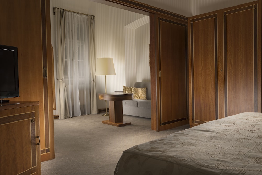 Hotel Pod Vezi 27/60