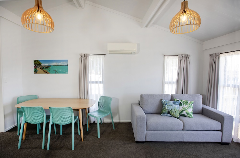 Tahuna Beach Kiwi Holiday Park & Motel 23/44