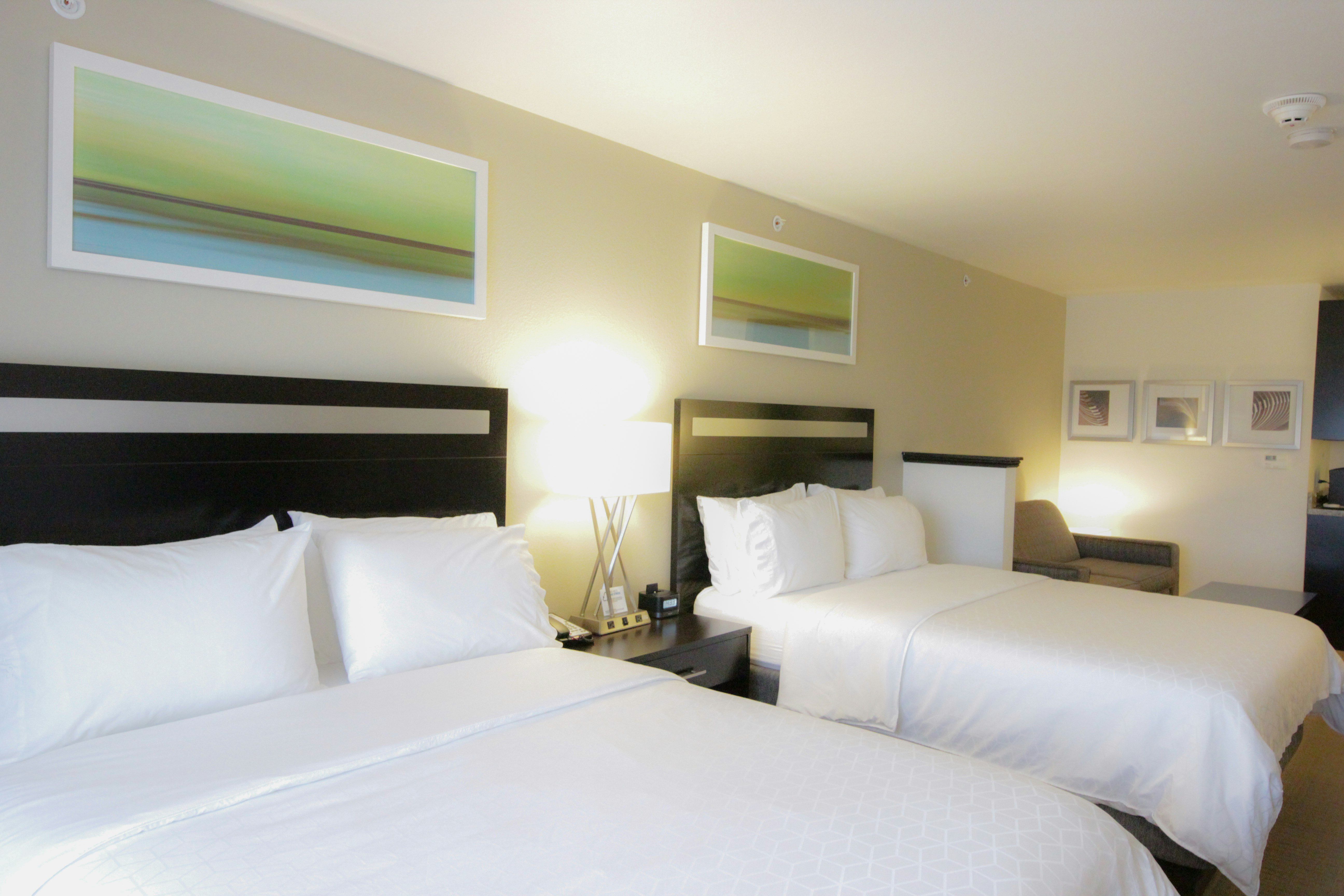 Holiday Inn Express And Suites Montgomery 21/76