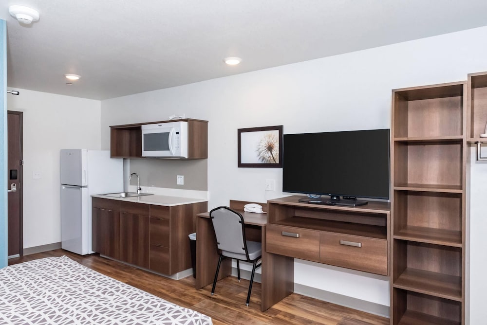 WoodSpring Suites Buford near Mall of Georgia-Lake Lanier 45/57