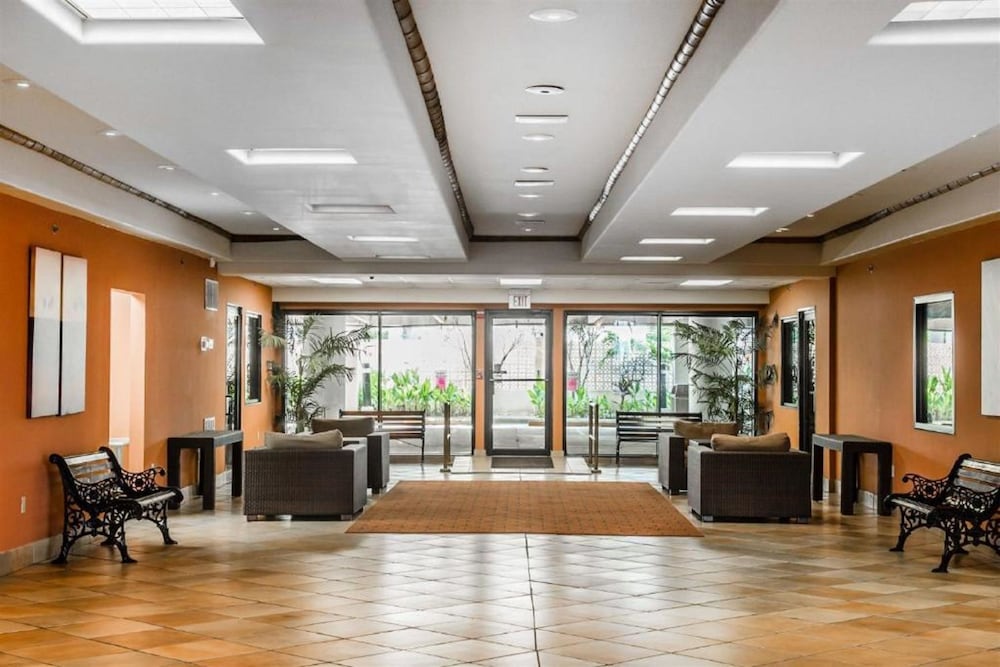 Suites At Sunchase 41/49