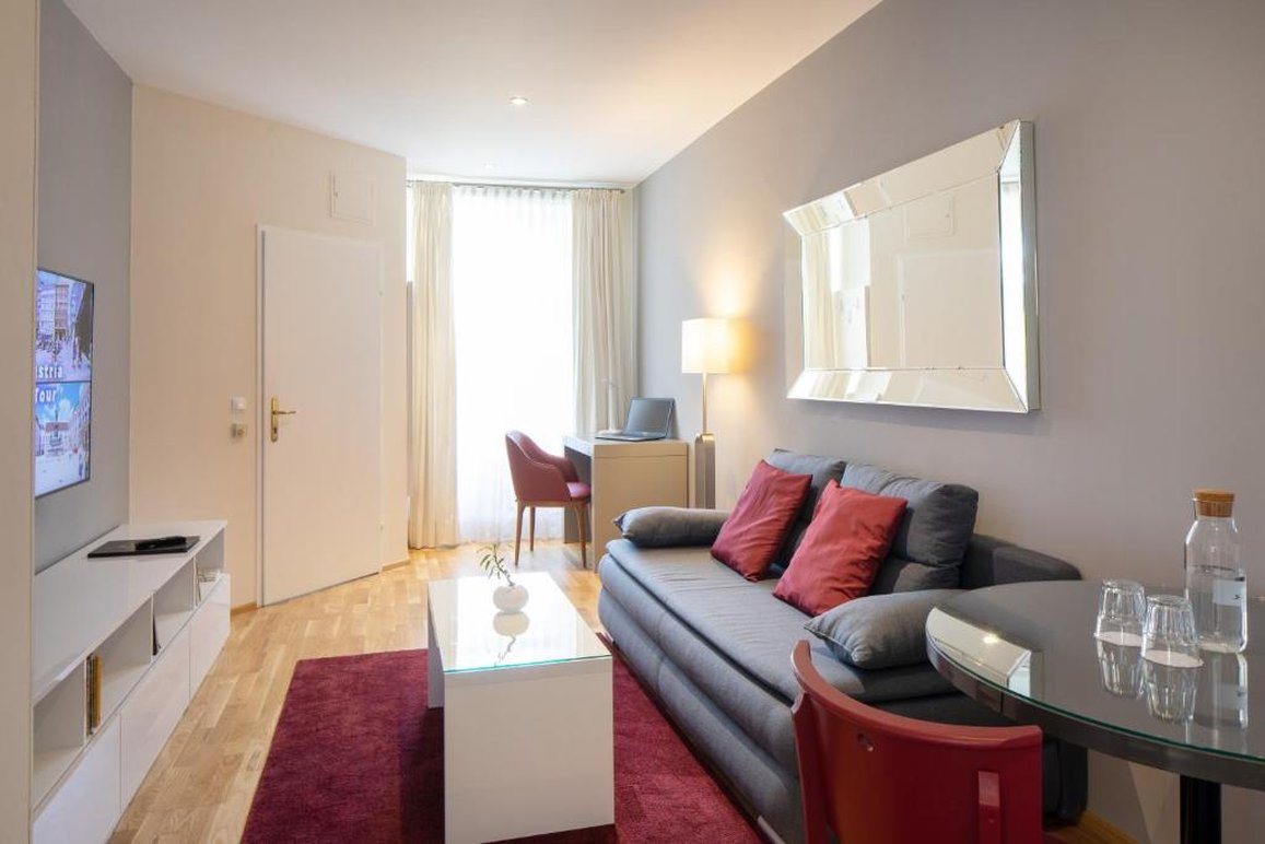 The Levante Rathaus Apartments. 27/60