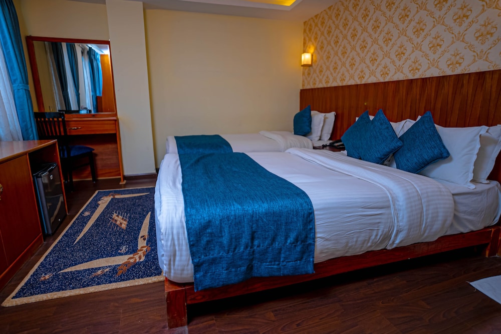 Shatkar Hotel and Spa photo5