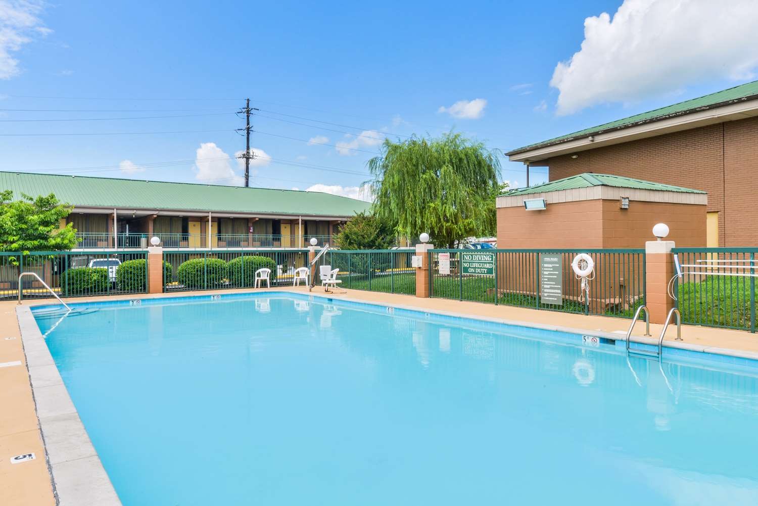 Americas Best Value Inn Goodlettsville Nashville N 2/15
