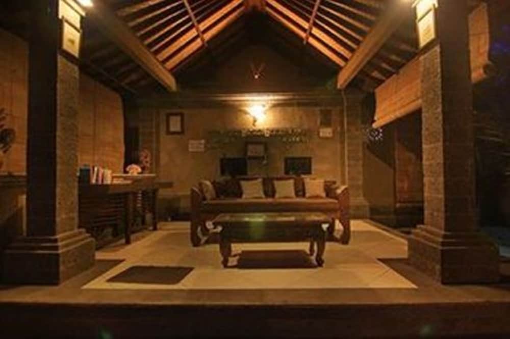 De Munut Balinese Resort and Spa 67/71