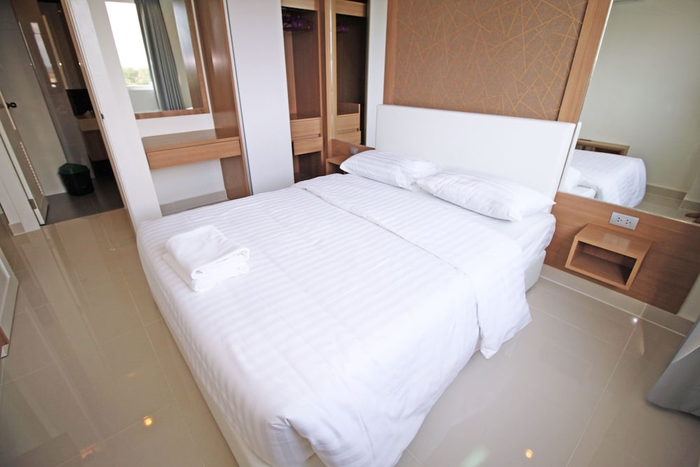 Amazon Residence By Pattaya Sunny Rentals 10/50