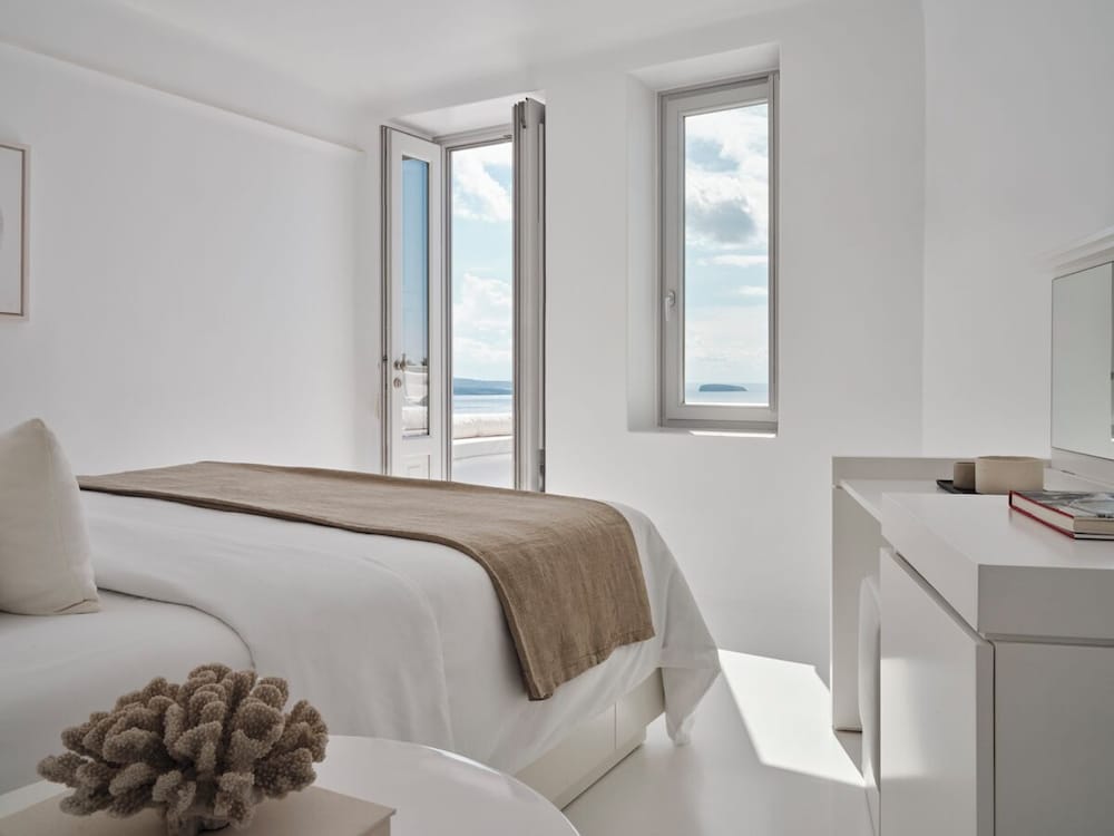 2 Bedrooms, Suite, 2 King Beds, Caldera View