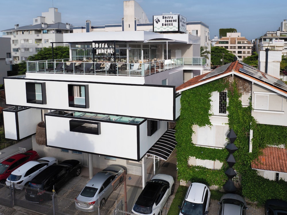 Bossa Jurere Hotel 8/66