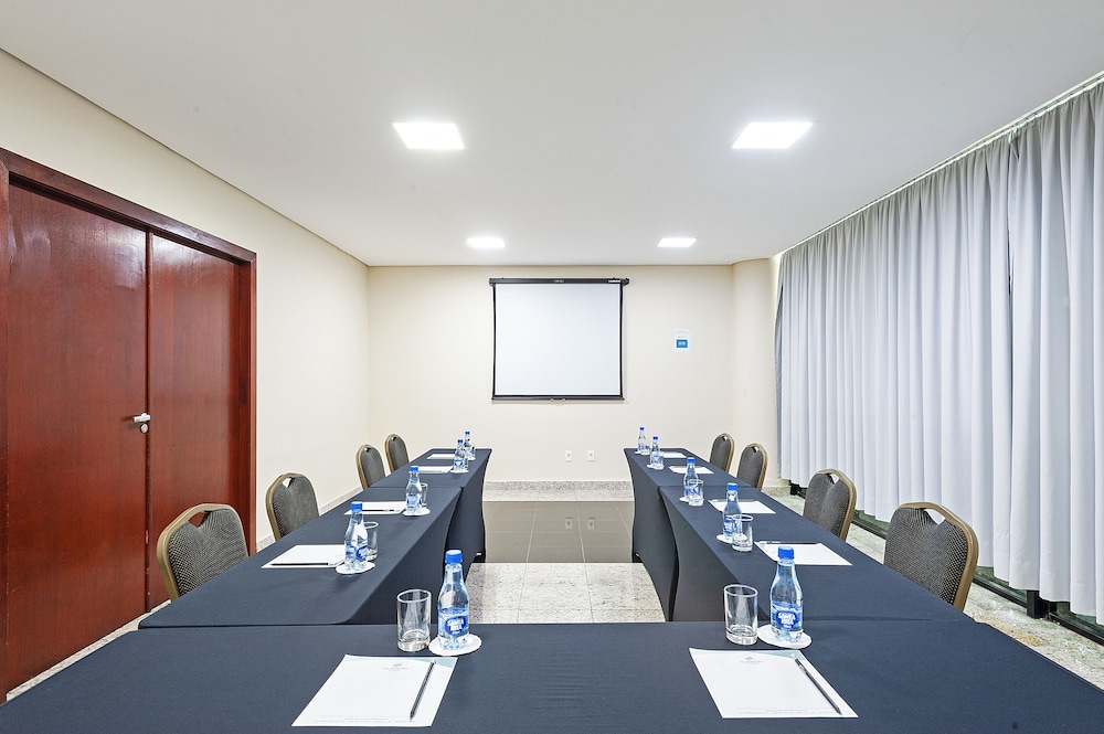 Firenze Business Hotel (ex Slaviero Essential Palhoca Viacatarina) 49/63