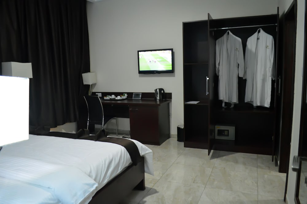 De Santos Hotel 14/39
