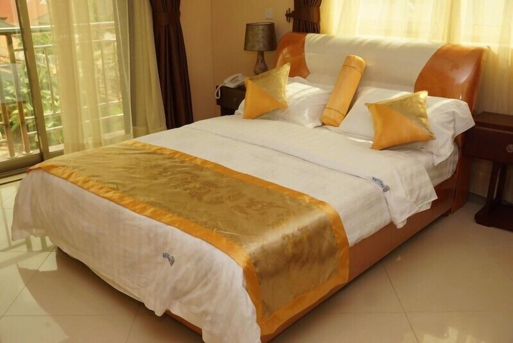 Nican Resort Hotel 15/50