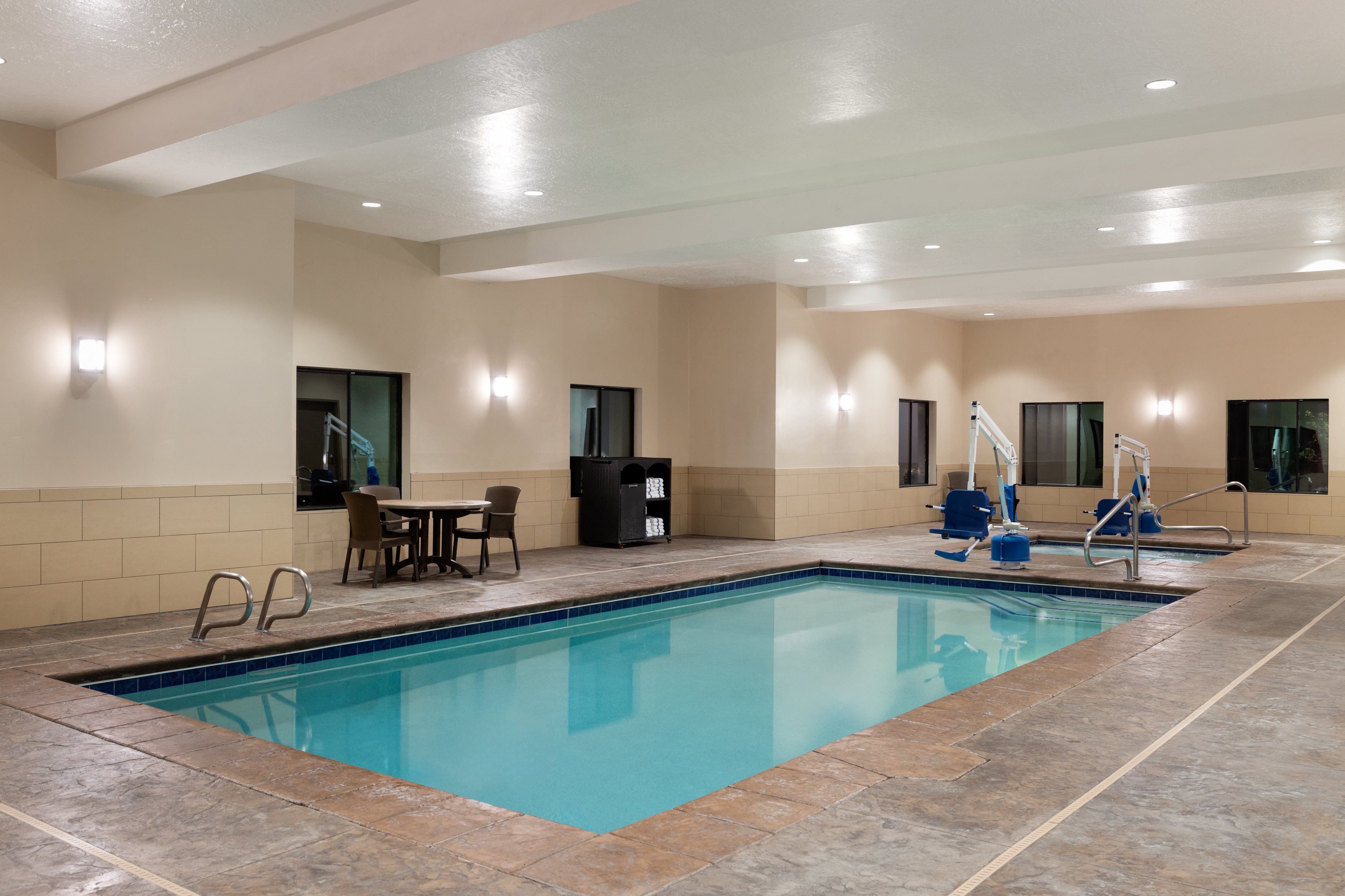 Garner Hotel Page - Lake Powell Area By IHG 47/75