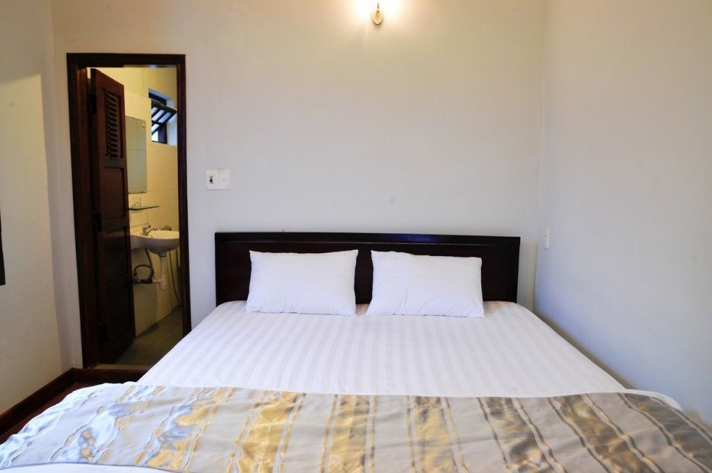 STANDARD, DOUBLE BED
