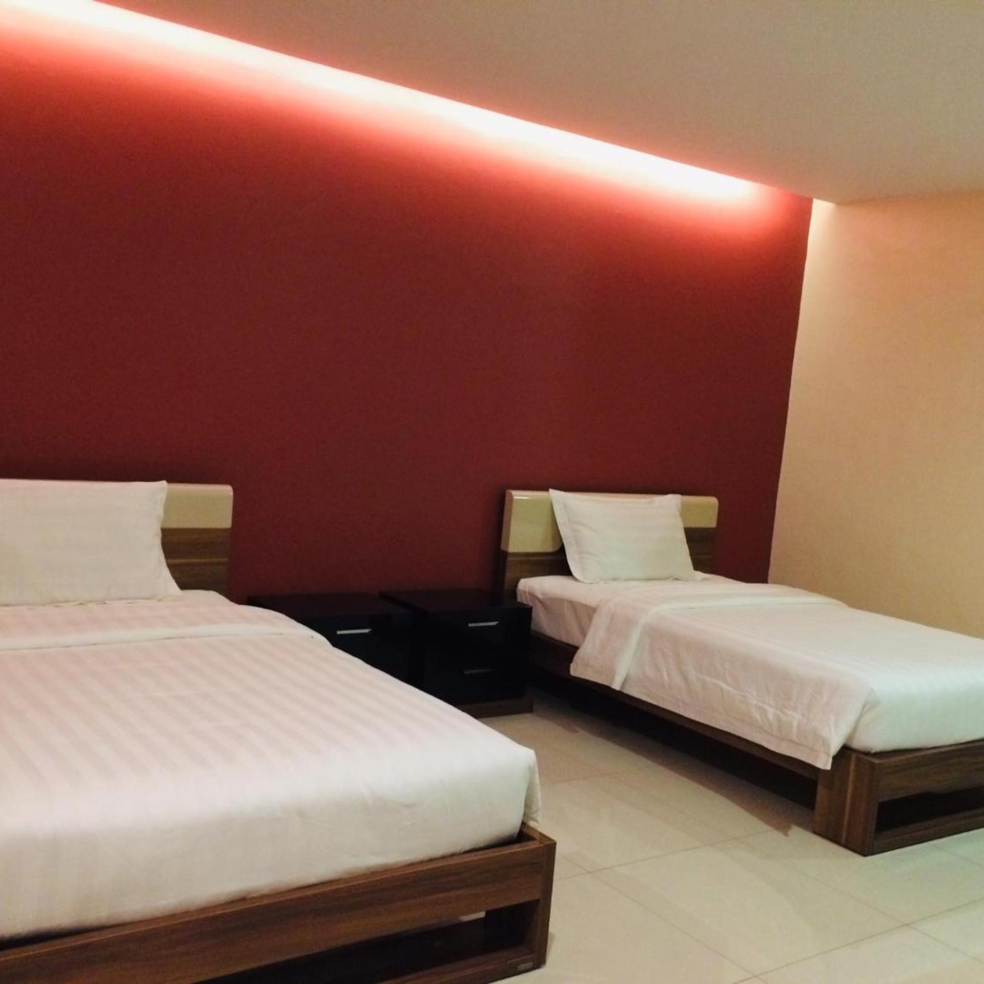 Room, Double or Twin Bed