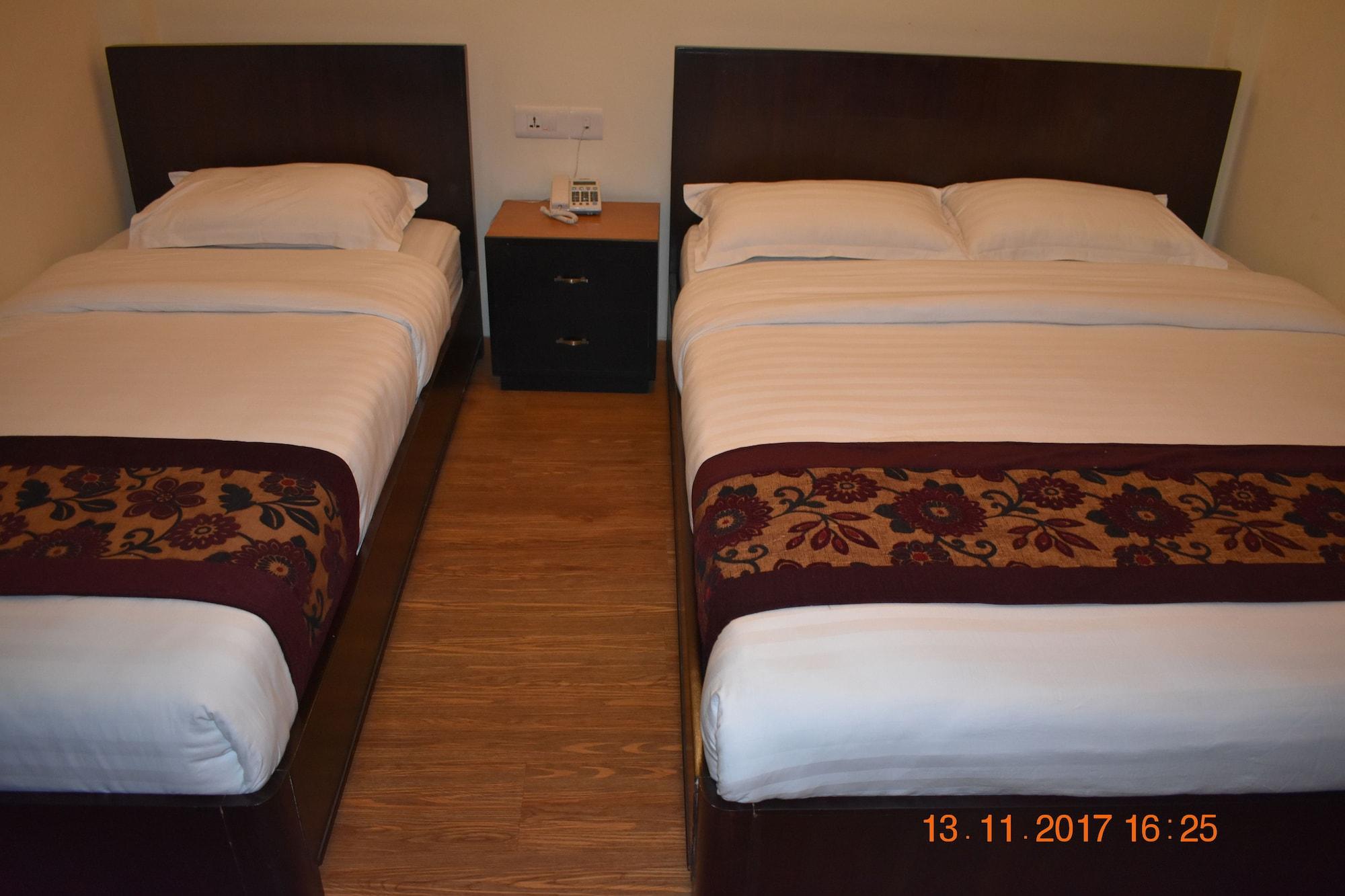 Hotel Hema 8/16