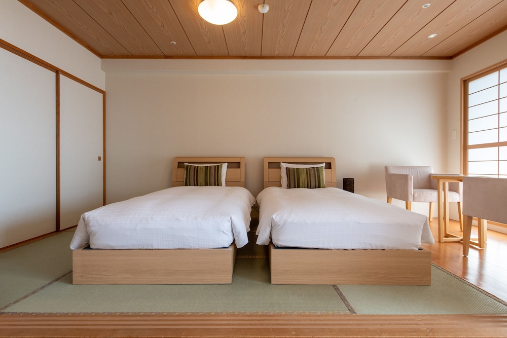 FAMILY SUITE, PREMIUM