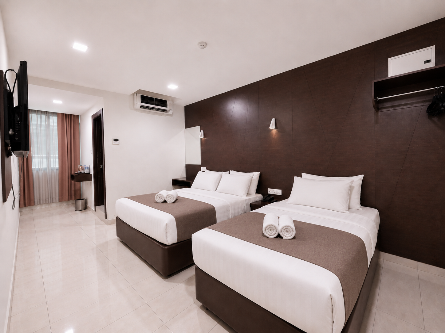 Cathay Hotel 22/50
