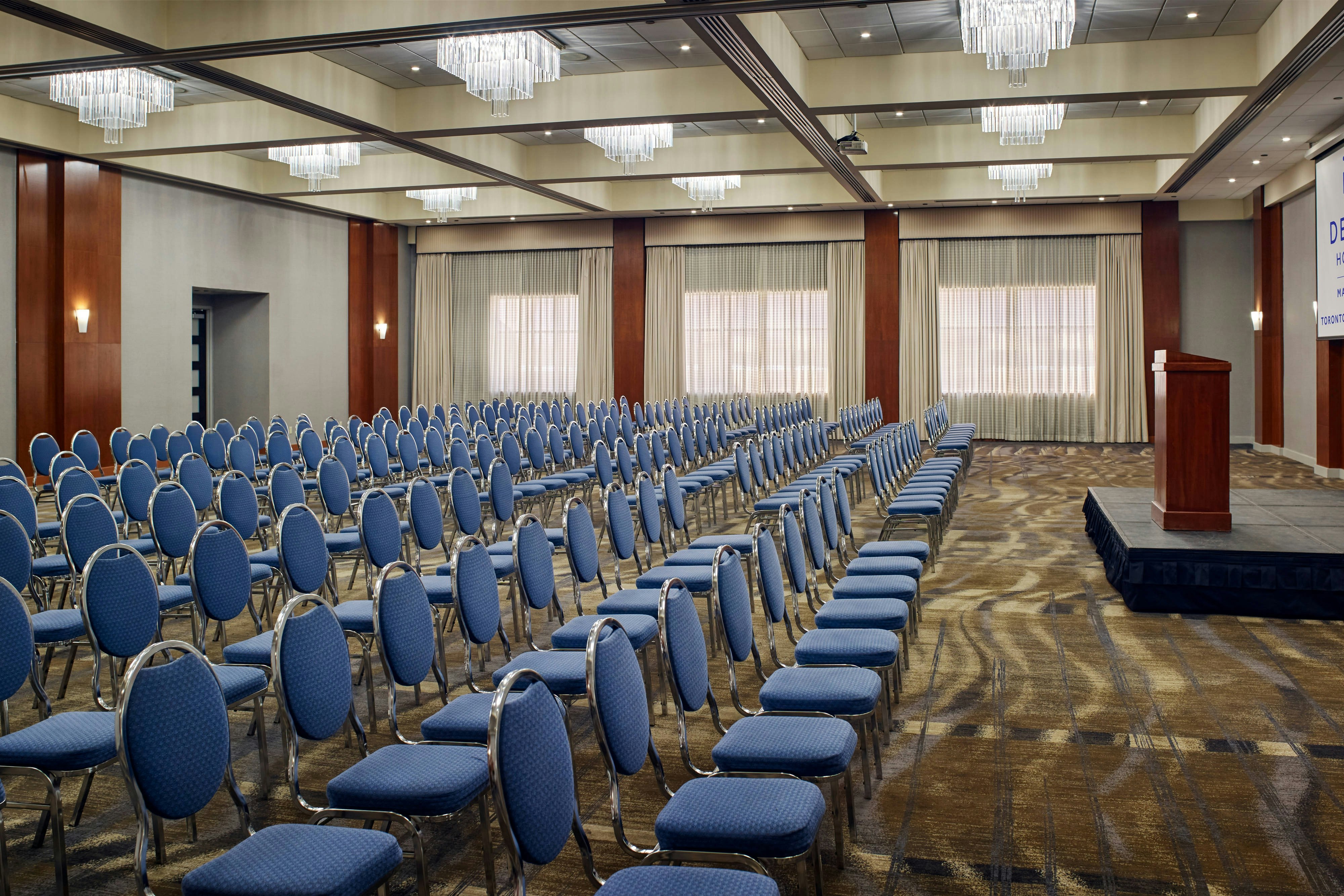 Delta Hotels By Marriott Toronto Mississauga 29/32