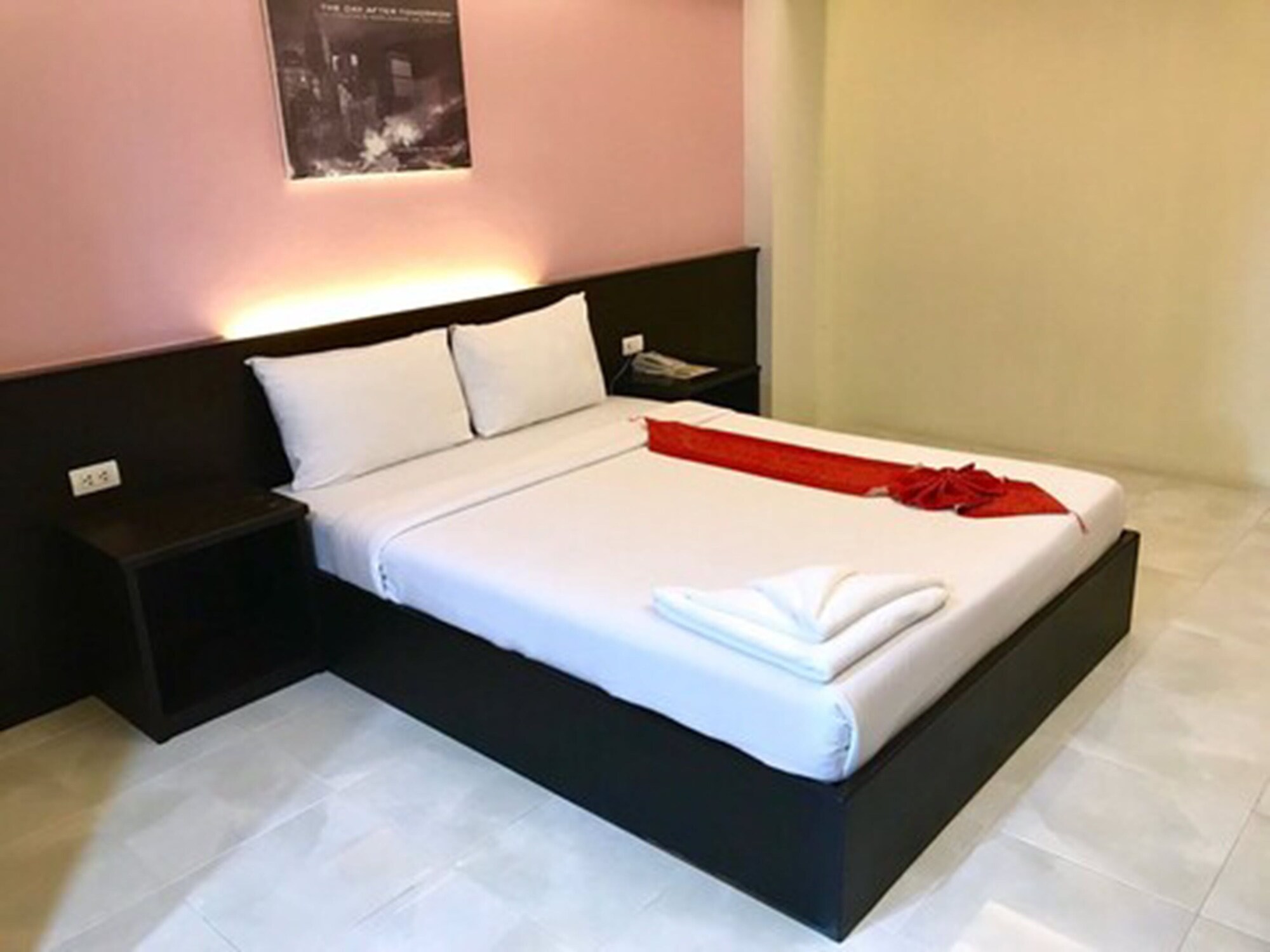 SUPERIOR, DOUBLE BED
