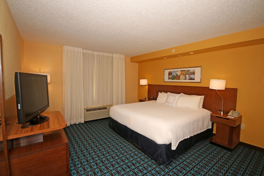 Fairfield Inn And Suites Aiken 7/37