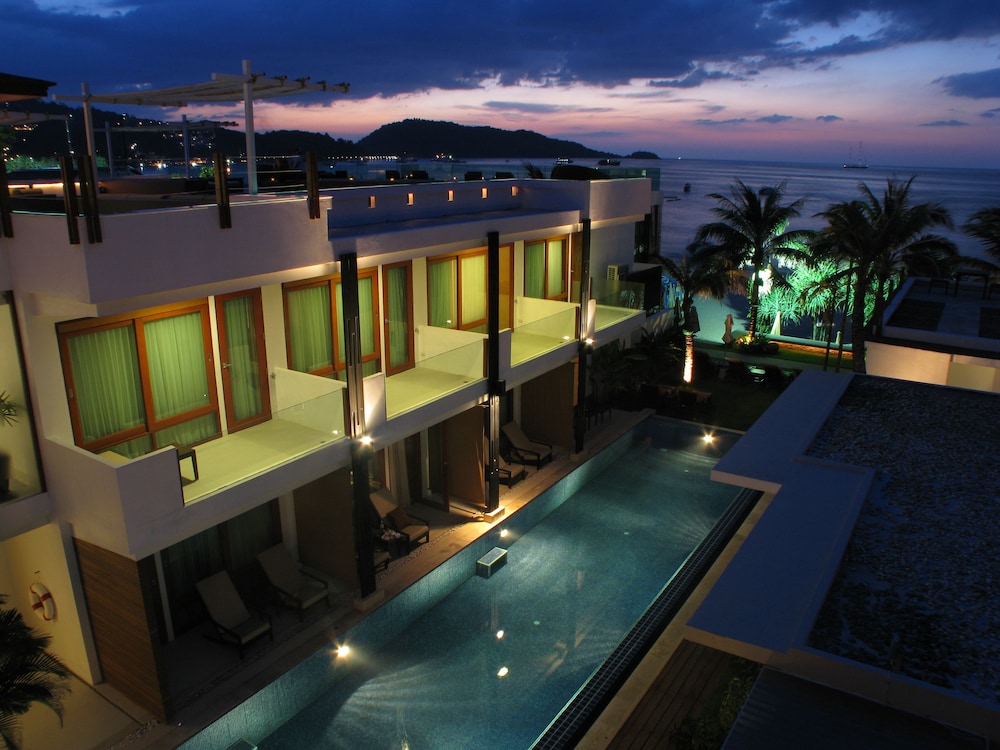 La Flora Resort Patong in PATONG BEACH