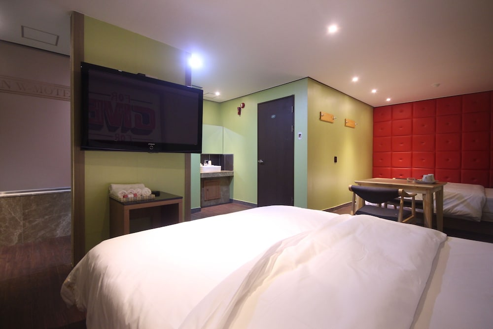 Chakan Hotel 30/62