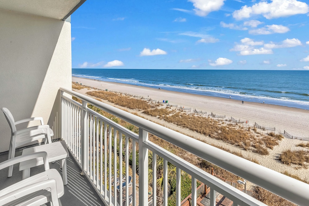 Carolinian Beach Resort in Myrtle Beach by Vacasa 23/50