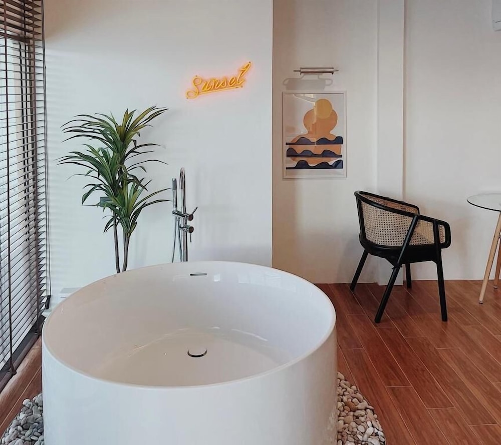 Rimtalay Resort Koh Larn 8/48